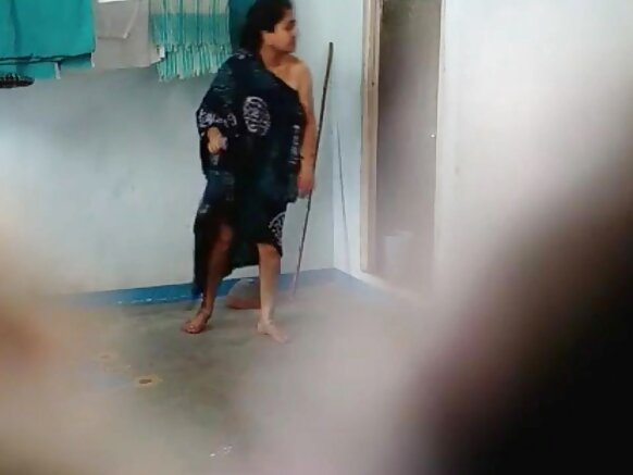 ఆంటీ సునీత ఇంగ్లీష్ లో ఫుల్ సెక్సీ 5