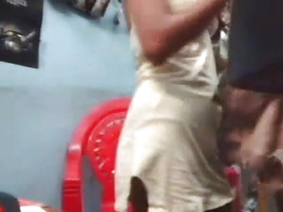 దేశీ జంట bf హిందీ సెక్సీ ఫిల్మ్ మొబైల్లో సుఖంగా ఉన్నారు