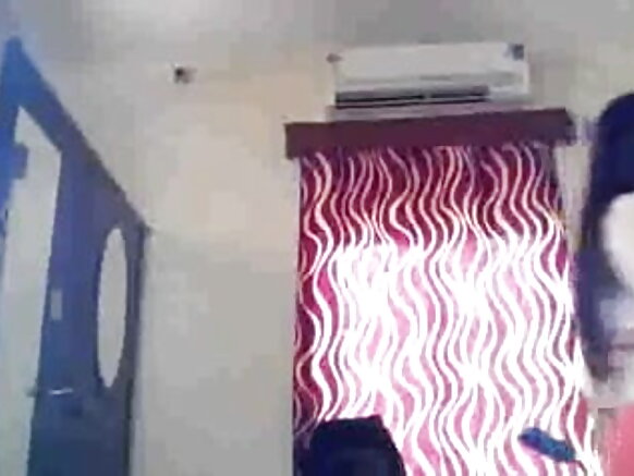 నగ్నంగా
