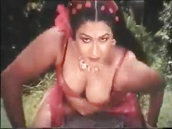 బంగ్లాదేశ్ సెక్సీ హిందీ చిత్రం వీడియో గోరోమ్ మసాలా p3