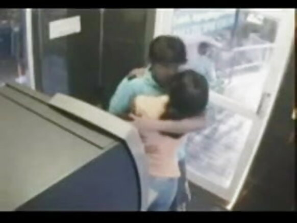 భారతీయ ATM హిందీ సినిమా షో సెక్సీ ATM సెంటర్