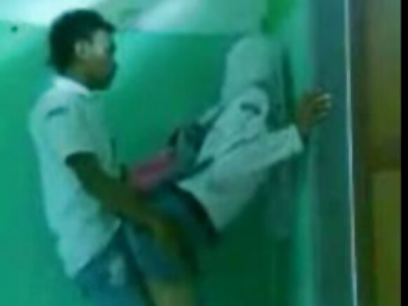 నన్ను 2 సెక్సీ హిందీ వీడియో నాది